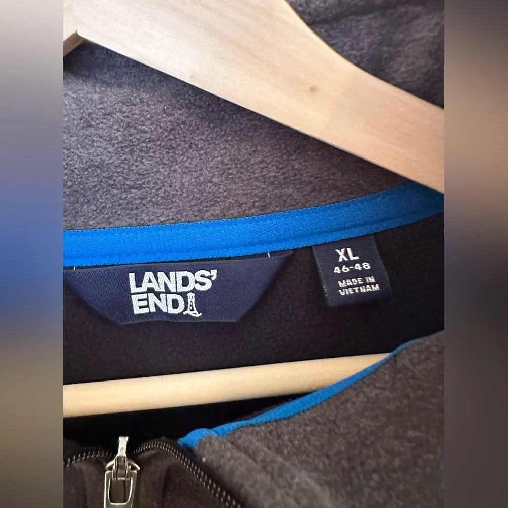 Lands End stylish zip
